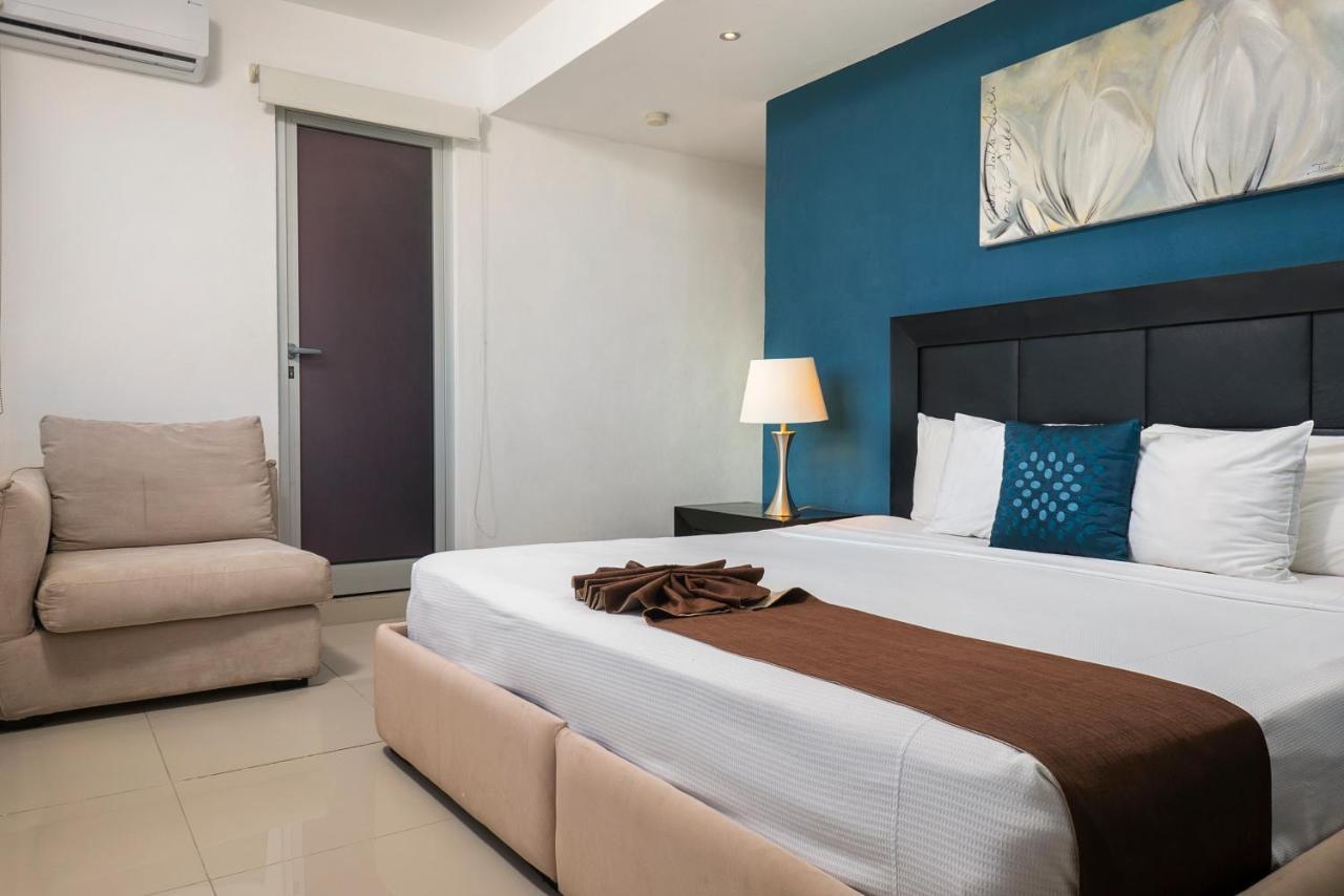 Suites Malecon Cancún Exteriér fotografie