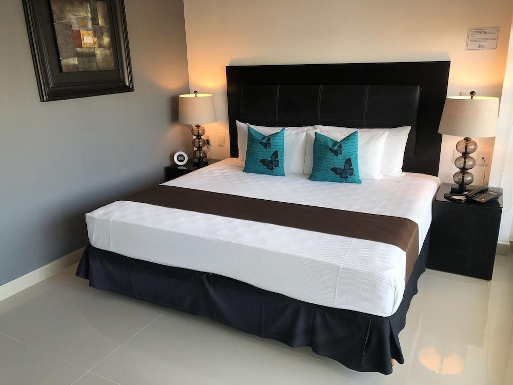 Suites Malecon Cancún Exteriér fotografie